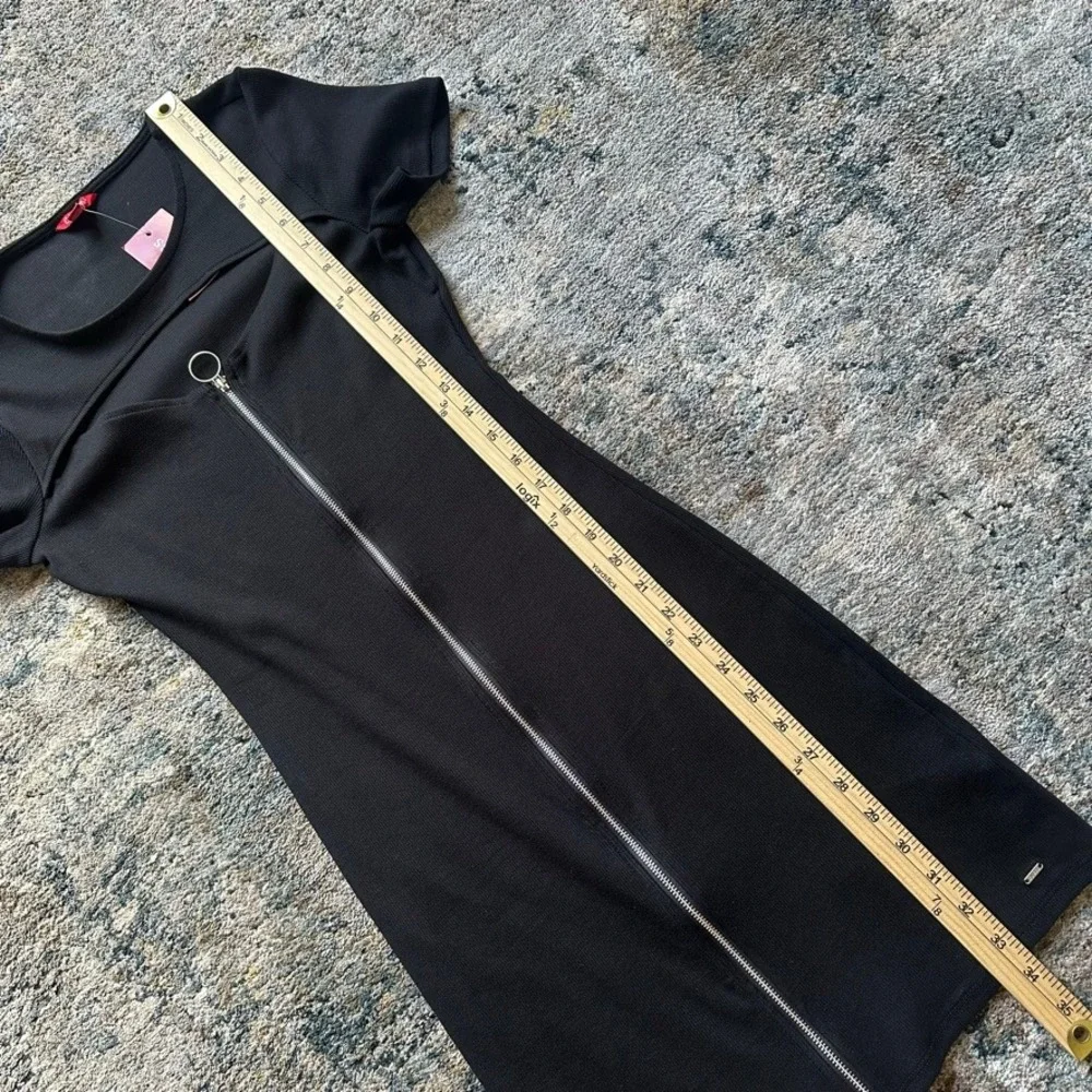 GUESS Y2K Black Ribbed Cutout Zip Front Mini Bodycon Dress Size M NWT Grunge‎ - Picture 8 of 8